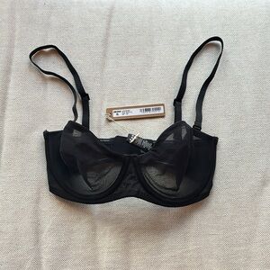 Skims strapless bra